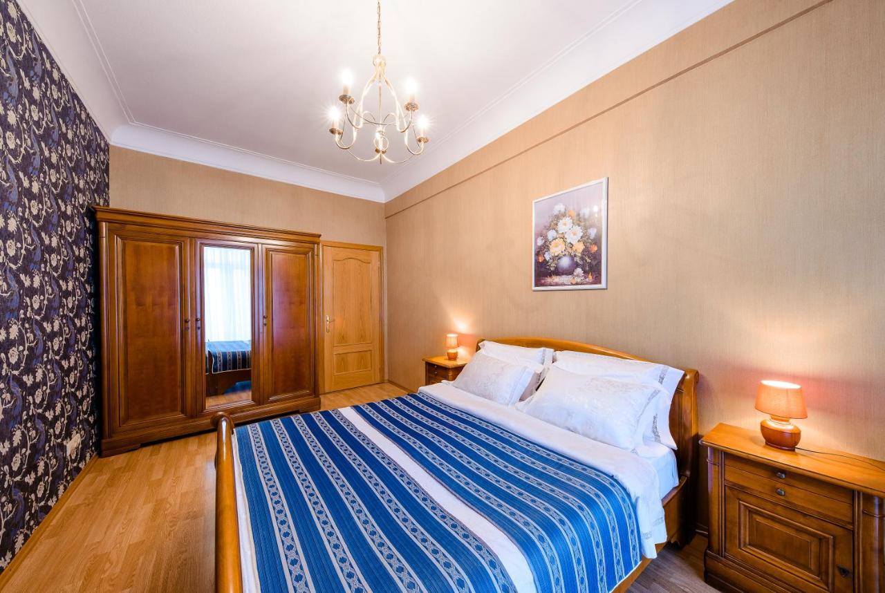 Khreschatyk Suites Kijów Zewnętrze zdjęcie