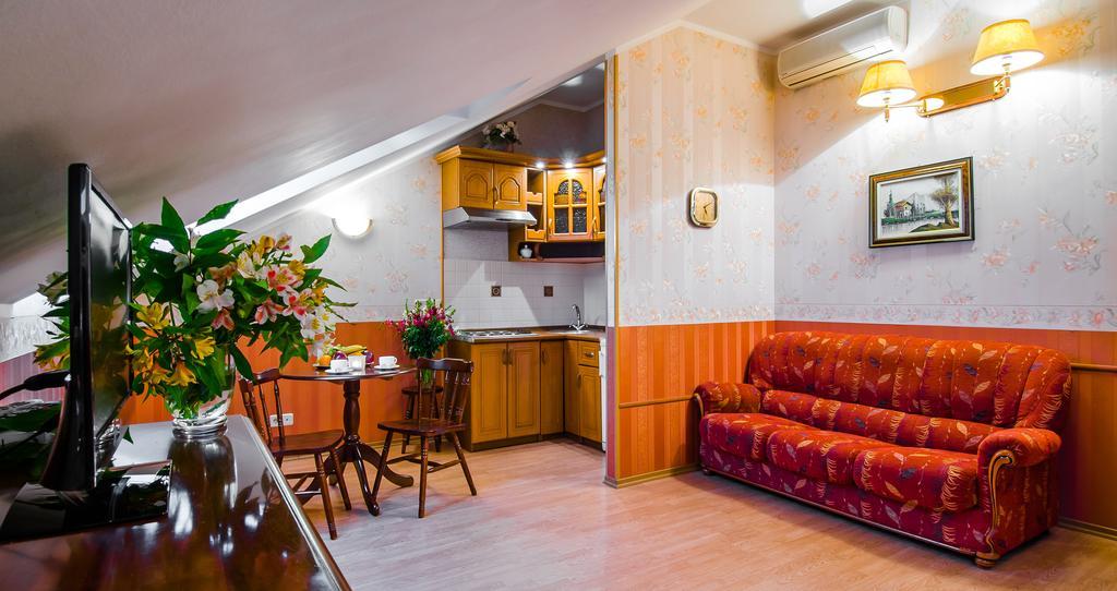 Khreschatyk Suites Kijów Zewnętrze zdjęcie